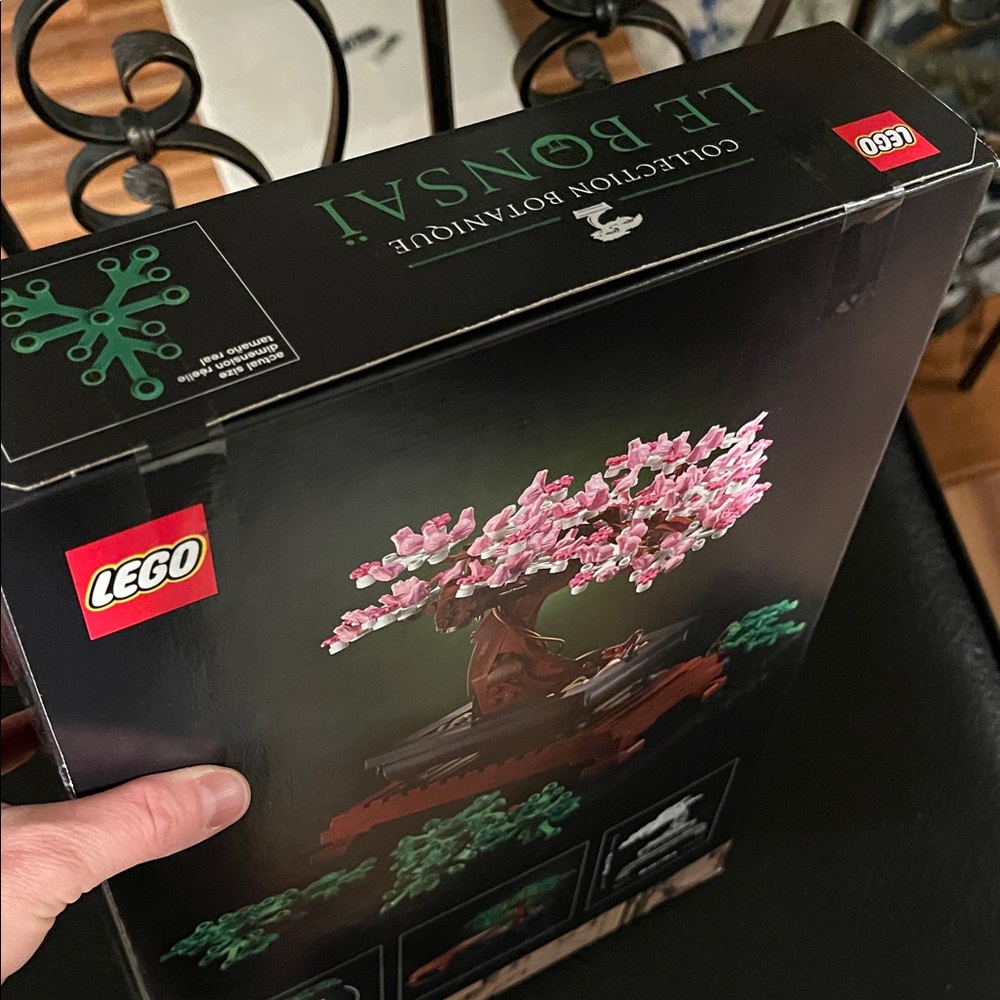 Lego Botanical Collection Bonsai Tree - Green and Brown - Picture 4 of 5